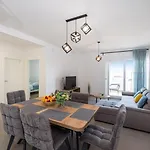Crowonder Sun Dance With Heated Swimming Pool Seaview And Garden Appartement
