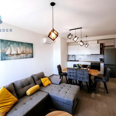 Crowonder Sun Dance With Heated Swimming Pool Seaview And Garden Apartment