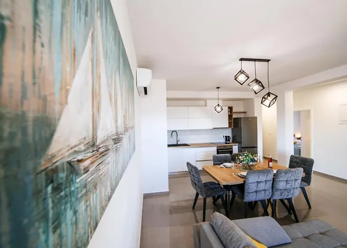 Crowonder Sun Dance With Heated Swimming Pool Seaview And Garden * Sveti Filip i Jakov