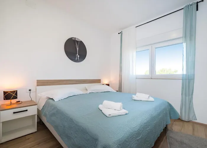 Апартаменты Crowonder Sun Dance With Heated Swimming Pool Seaview And Garden Свети-Филип-и-Яков